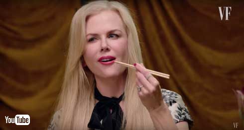 ニコール・キッドマンが昆虫を食べる動画