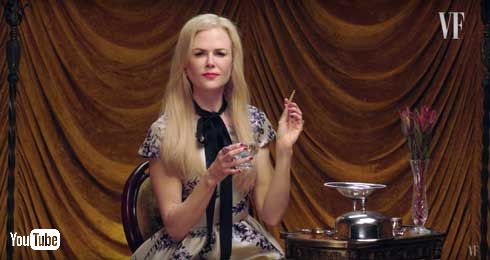 ニコール・キッドマンが昆虫を食べる動画