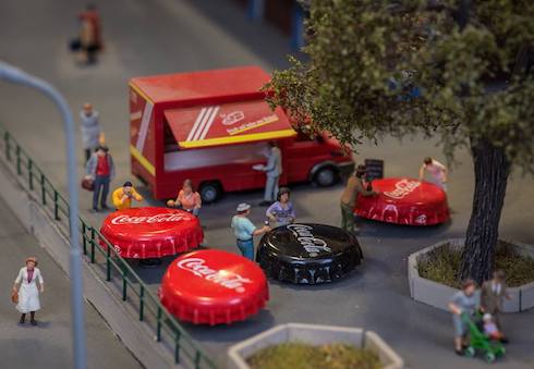 コーラのミニチュア写真