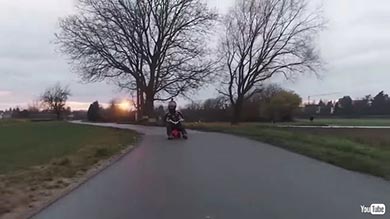 魔改造 クルマ おもちゃ キッズカー