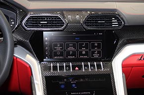 Apple Carplay／Android Autoなどにも対応