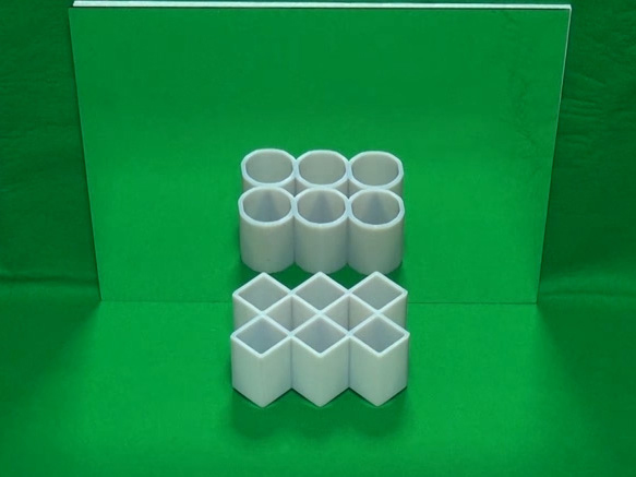 錯覚を起こす人間の脳は「バカじゃない」　“意地悪な立体”を作り続ける錯視研究者・杉原教授が語る「目に見える物の不確かさ」