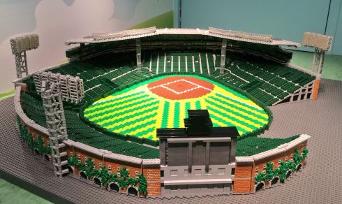 ドラえもん 等身大 レゴ