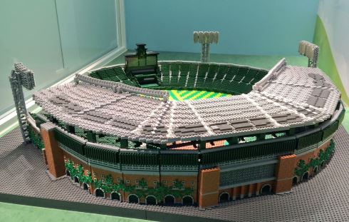 ドラえもん 等身大 レゴ