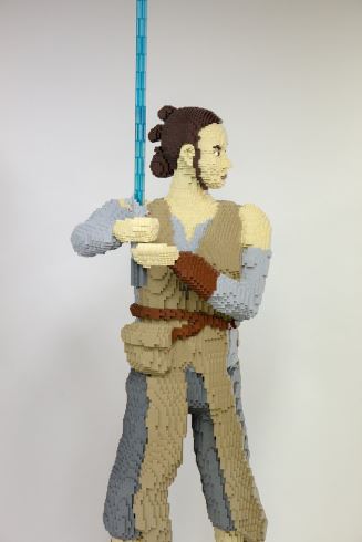 ドラえもん 等身大 レゴ