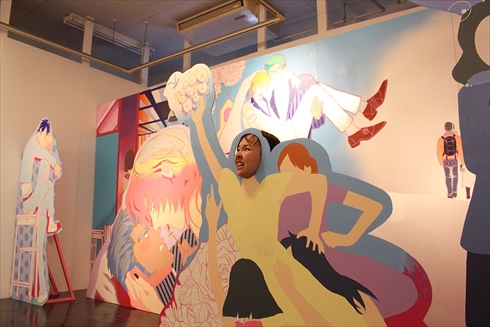 BL顔出しパネル