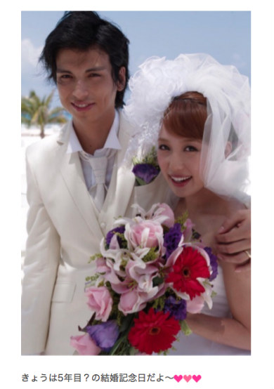 川崎希　アレクサンダー　夫婦　結婚記念日