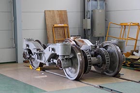 台車がぽつんと。こういうのも萌えますね