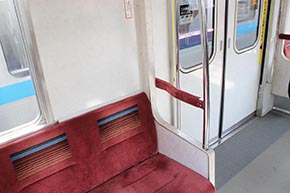 07系の車内