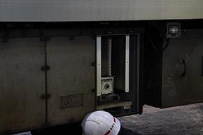 台抜きが完了したら主要部品を外していく