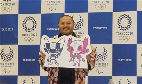 東京五輪のマスコット、未来感漂う「ア案」に決定　小学生20万クラスが投票に参加