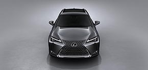 LEXUS UX200（フロント）