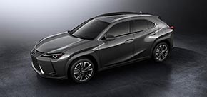 LEXUS UX200（斜め）