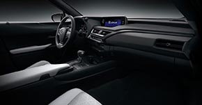 LEXUS UX200（内装）