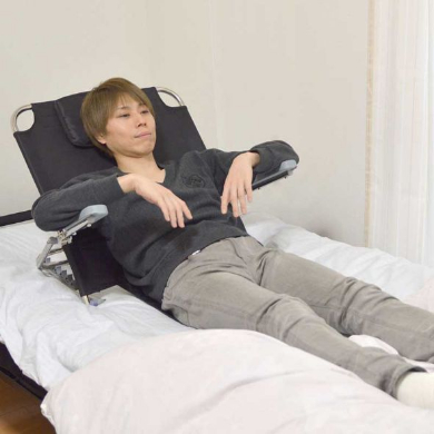 ひじ付き リクライニング どこでも背もたれ サンコー