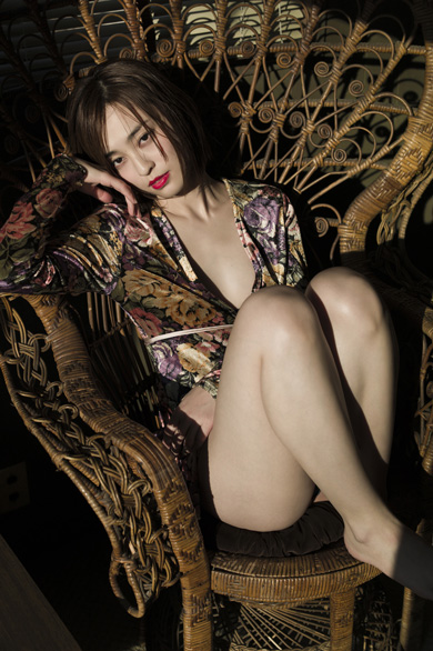 グラビア 週刊プレイボーイ 滝裕可里 仮面ライダービルド