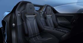 ZeroUno Duerta：内装