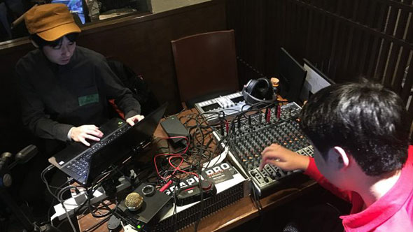 VRChatの住人に聞く