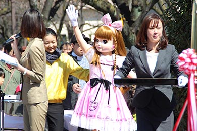 リカちゃん バス 葛飾区 ラッピングバス タカラトミー 京成バス