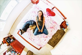 My Room 天井から覗く世界のリアル