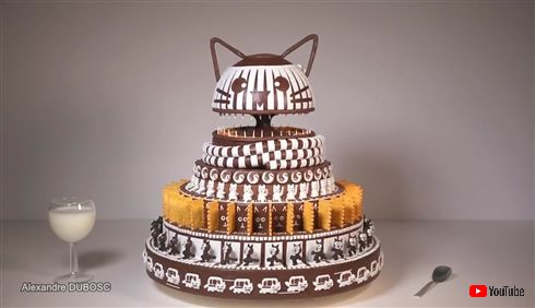 猫がくるくる動き出す　ゾートロープ型ケーキがかわいい