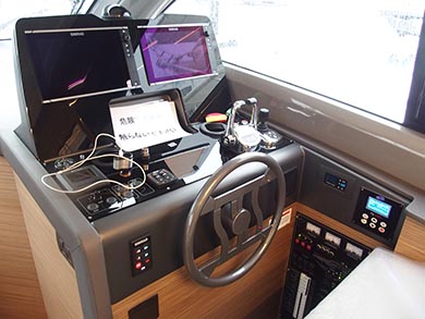 FERRETTI 450