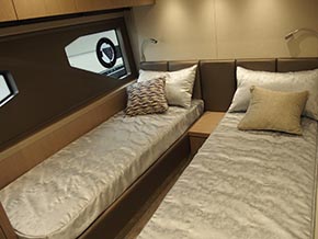 Sunseeker Manhattan 52