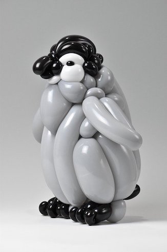 コウテイペンギンのヒナ