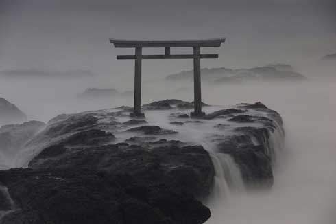 雲海 写真 大洗磯前神社 神磯の鳥居 撮って出し