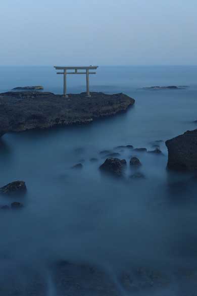 雲海 写真 大洗磯前神社 神磯の鳥居 撮って出し