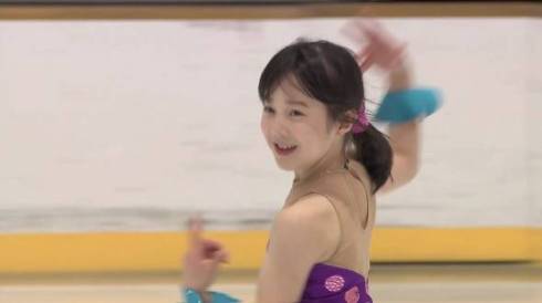 本田望結 本田紗来 CM 子育て 英才教育 本田姉妹 スケート 学校 制服