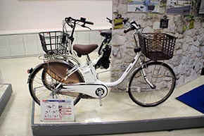 シティサイクル型の標準電動アシスト自転車「VIVI DX」