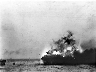 ポール・アレン レキシントン 軍艦 海底で発見