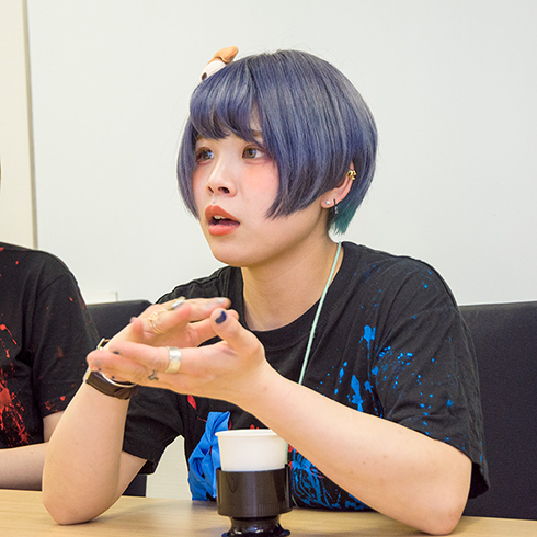 かみつき！MAD-DOG カブトムシ 地下アイドル