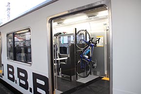 B.B.BASE JR東日本 輪行 サイクリスト 両国