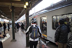 B.B.BASE JR東日本 輪行 サイクリスト 両国