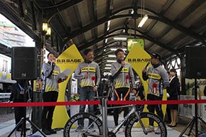 B.B.BASE JR東日本 輪行 サイクリスト 両国