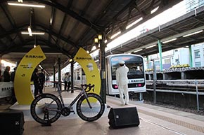 B.B.BASE JR東日本 輪行 サイクリスト 両国