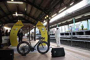 B.B.BASE JR東日本 輪行 サイクリスト 両国