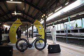 B.B.BASE JR東日本 輪行 サイクリスト 両国