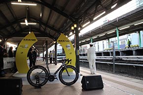 B.B.BASE JR東日本 輪行 サイクリスト 両国