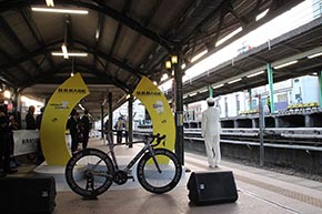 B.B.BASE JR東日本 輪行 サイクリスト 両国