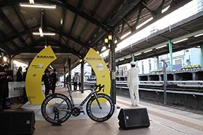 B.B.BASE JR東日本 輪行 サイクリスト 両国