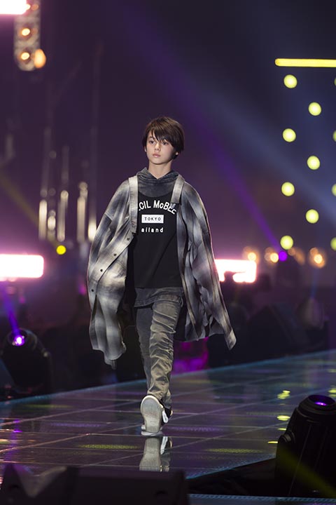 TGC 広瀬すず 中川大志 志尊淳 東京ガールズコレクション