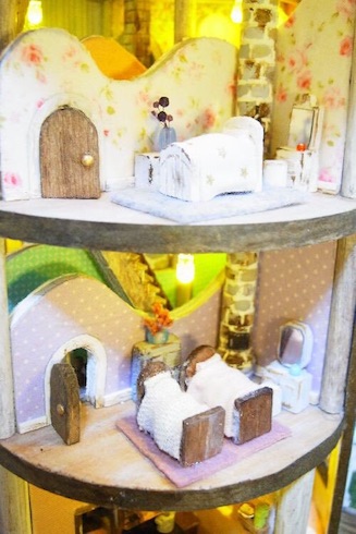 ともにゃんさん ムーミンハウス ハンドメイド