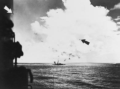 ポール・アレン Petrel ジュノー 軍艦 発見 巡洋艦