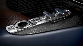 Essentia Concept：内装