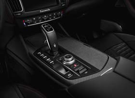 レヴァンテ・トロフェオ：内装