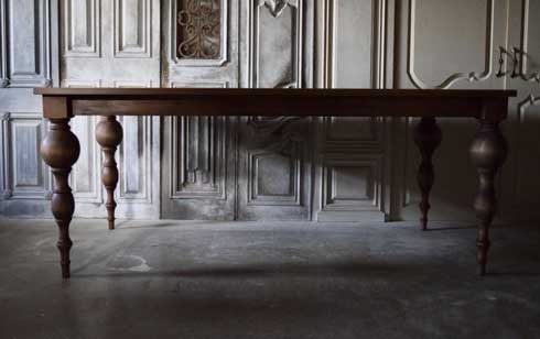 一枚の板 木彫り 洋書 ハンドメイド 家具職人