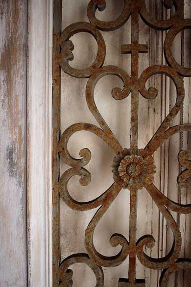 一枚の板 木彫り 洋書 ハンドメイド 家具職人